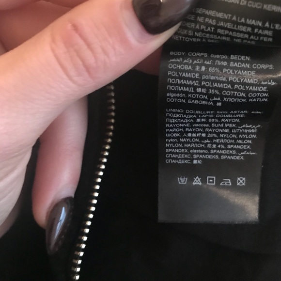 ❌SOLD❌ Lace Bustier Midi Dress - Picture 5 of 5